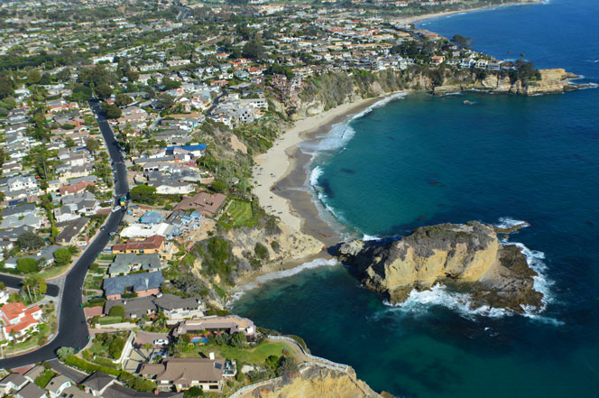 Lower Three Arch Bay Community in Laguna Beach, California